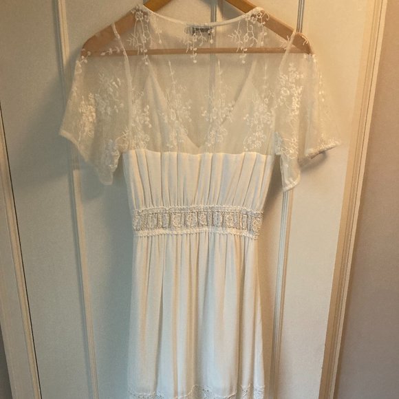 White flowing summer dress - Picture 4 of 5